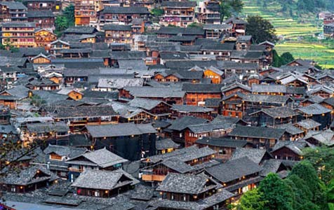 吉林6种常见的外墙仿石漆施工工艺！